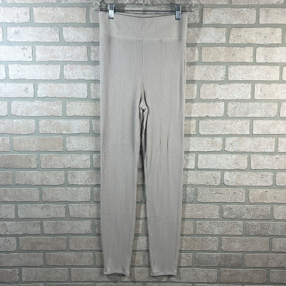 Abercrombie & Fitch Ribbed Knit Skinny leggings- Size M